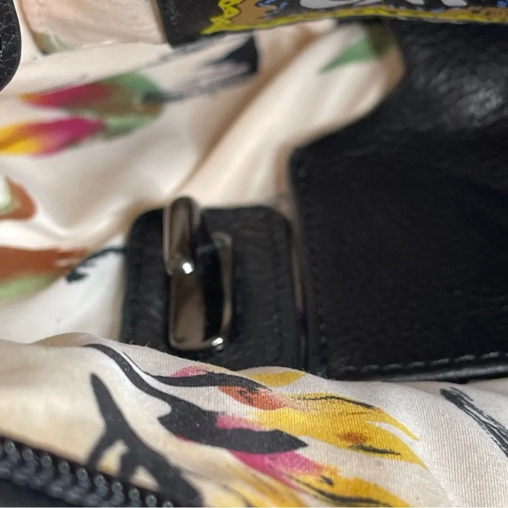 CHI Designed by Falchi Snakeskin & Pebble Leather Shoulder Bag
